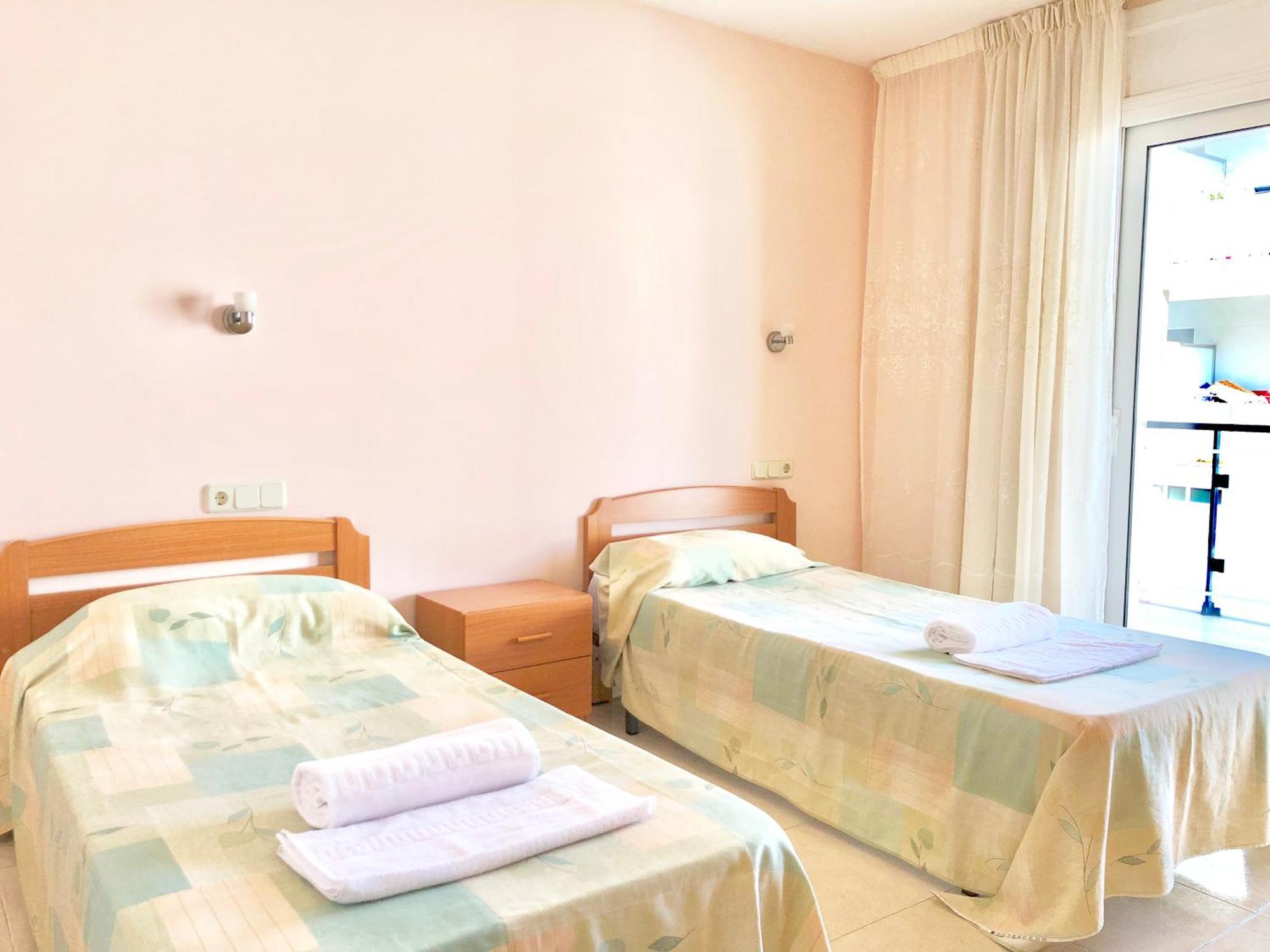 Apartamentos Benet Roses Luaran gambar