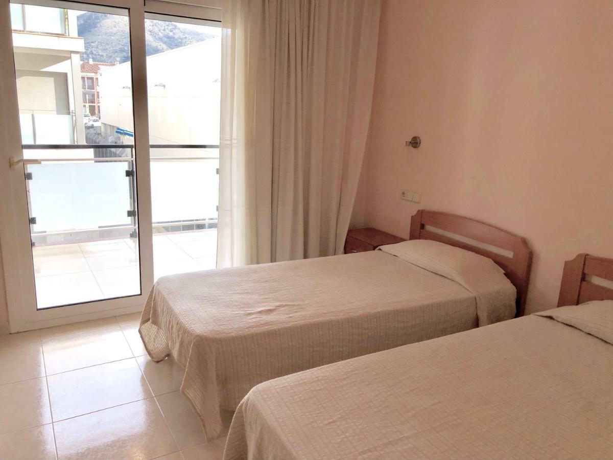 Apartamentos Benet Roses Luaran gambar