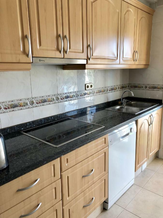 Apartamentos Benet Roses Luaran gambar