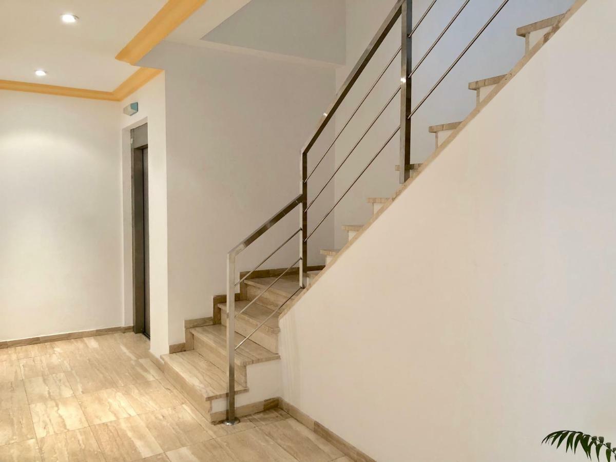 Apartamentos Benet Roses Luaran gambar
